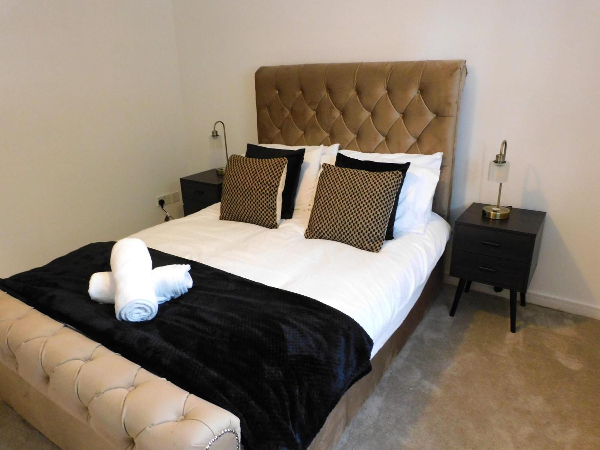 Fabulous 2 Bed Apt 10 Mins From City Centre Глазгоу Екстериор снимка