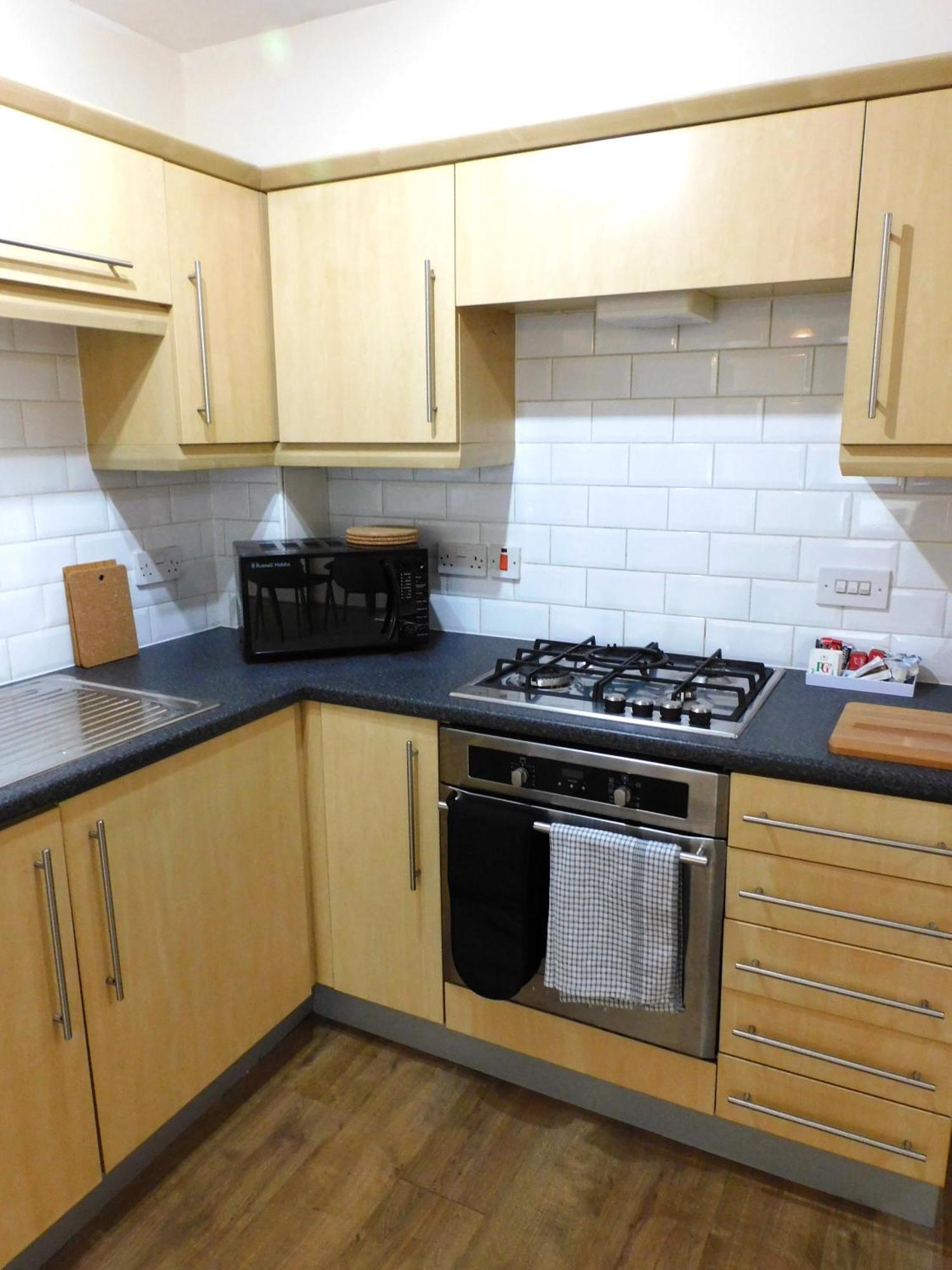 Fabulous 2 Bed Apt 10 Mins From City Centre Глазгоу Екстериор снимка